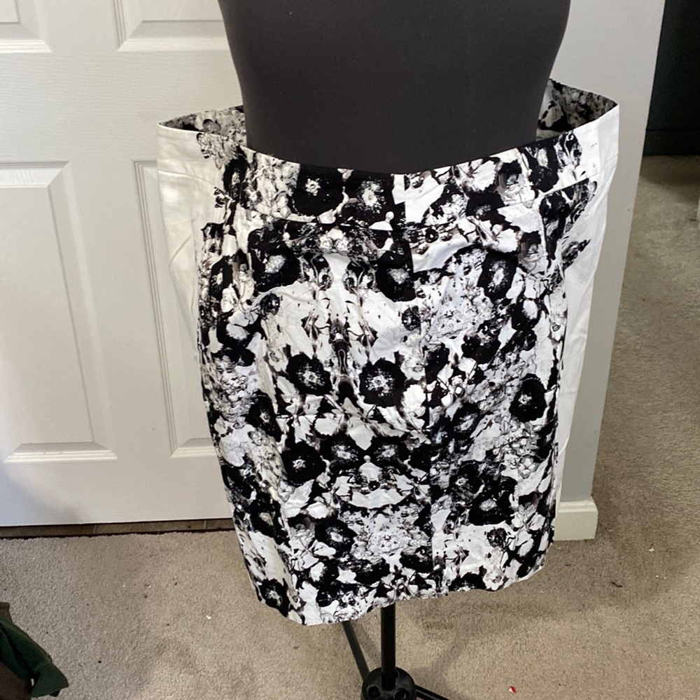 Lane Bryant Abstract Pencil Skirt
